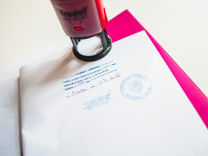 Does USPS Notarize Documents In 2022? (Try This Instead)