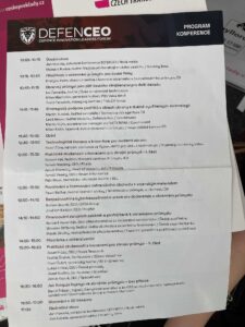 Detailní program odborné konference DEFENCEO 2025 pro obranný a bezpečnostní průmysl.